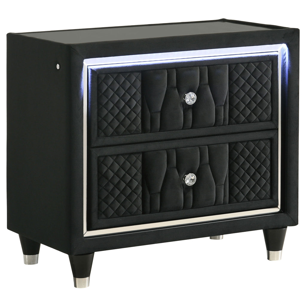 Bedroom Set With LED Lighting And Charging Nightstand