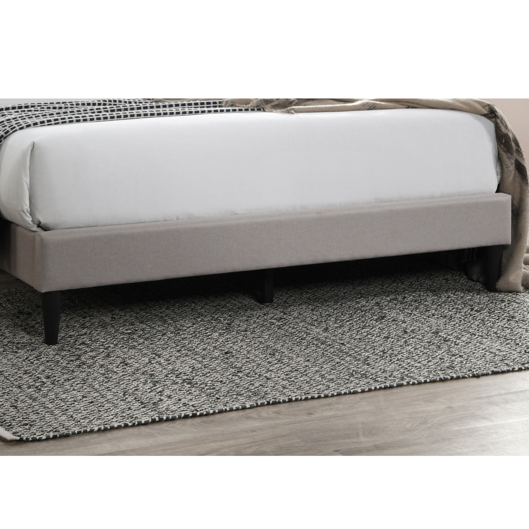 Platform Bed With Diamond Tufted Headboard