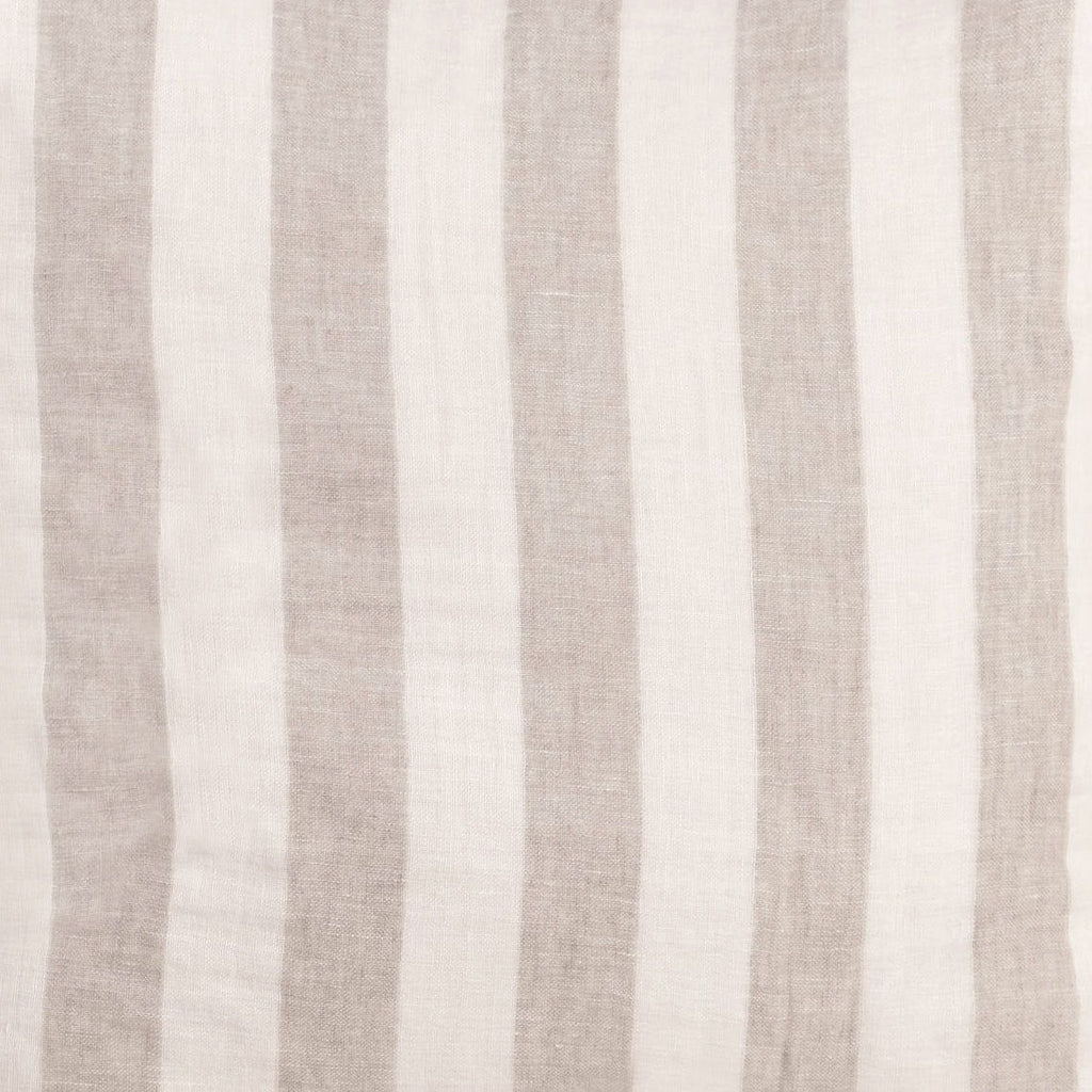 Atwater - Pillow - Ivory / Natural