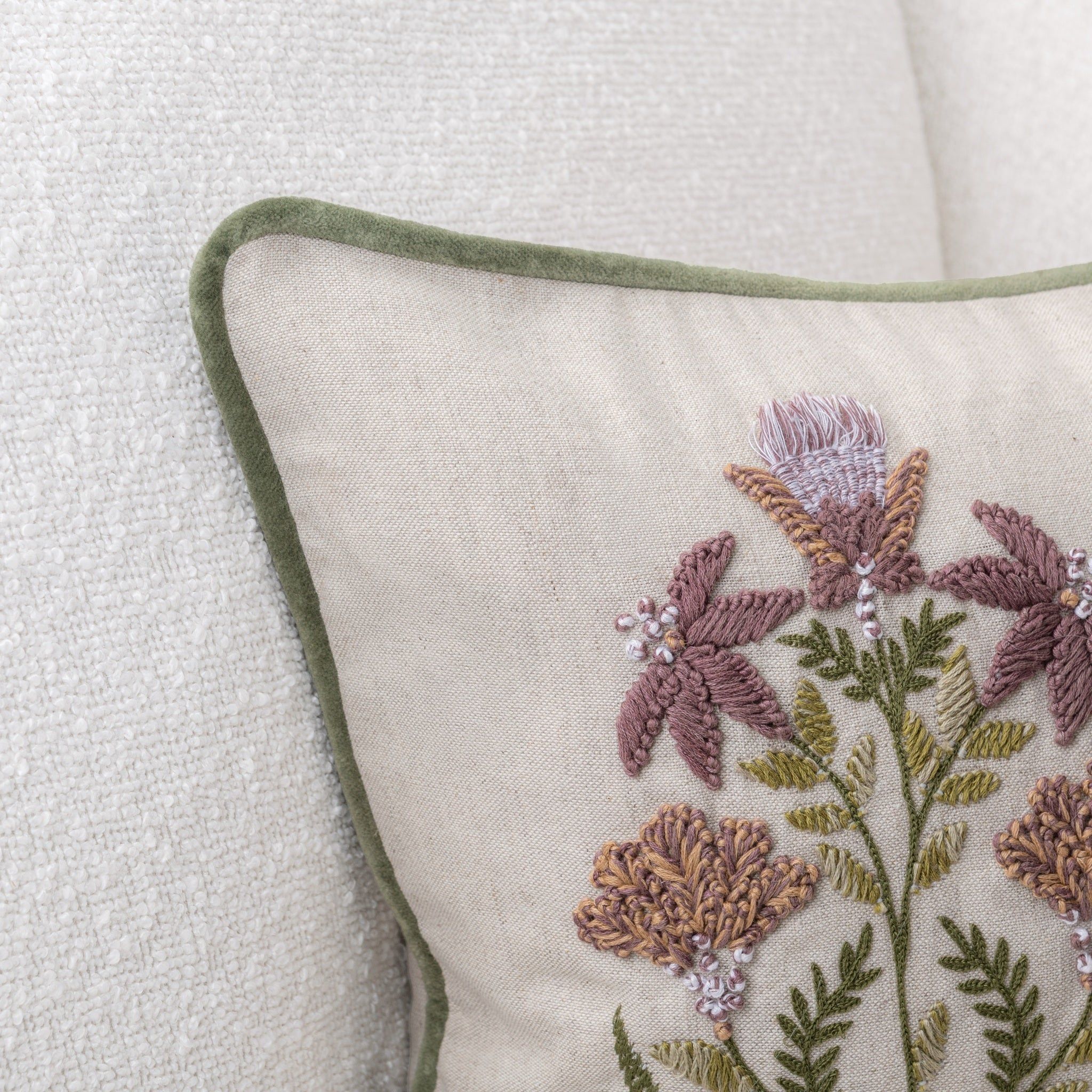 Belcourt - 14" x 26" Pillow - Floral Multi / Olive Green