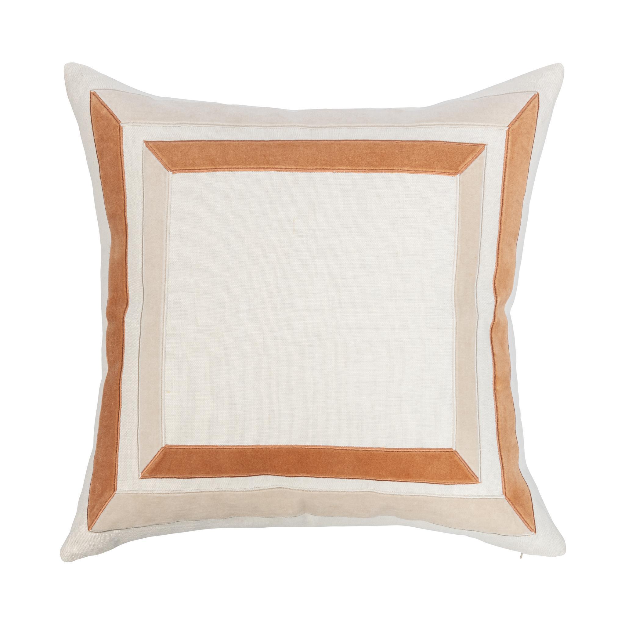 Maybrook - 22" x 22" Pillow - Ivory / Natural