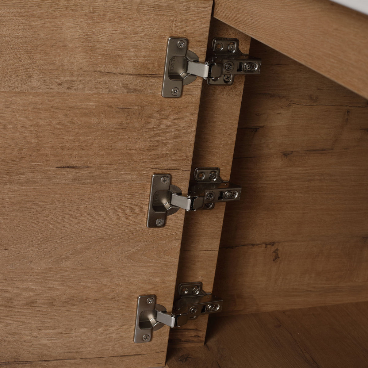 Wall Mounted Bathroom Vanity & Sink, Storage Shelves & Soft Close Door